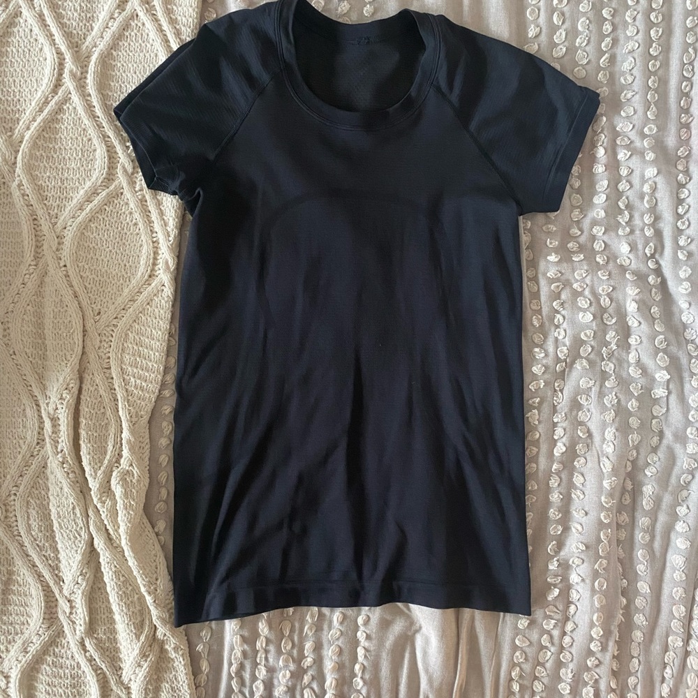 lulumeon swiftly tech short sleeve black
